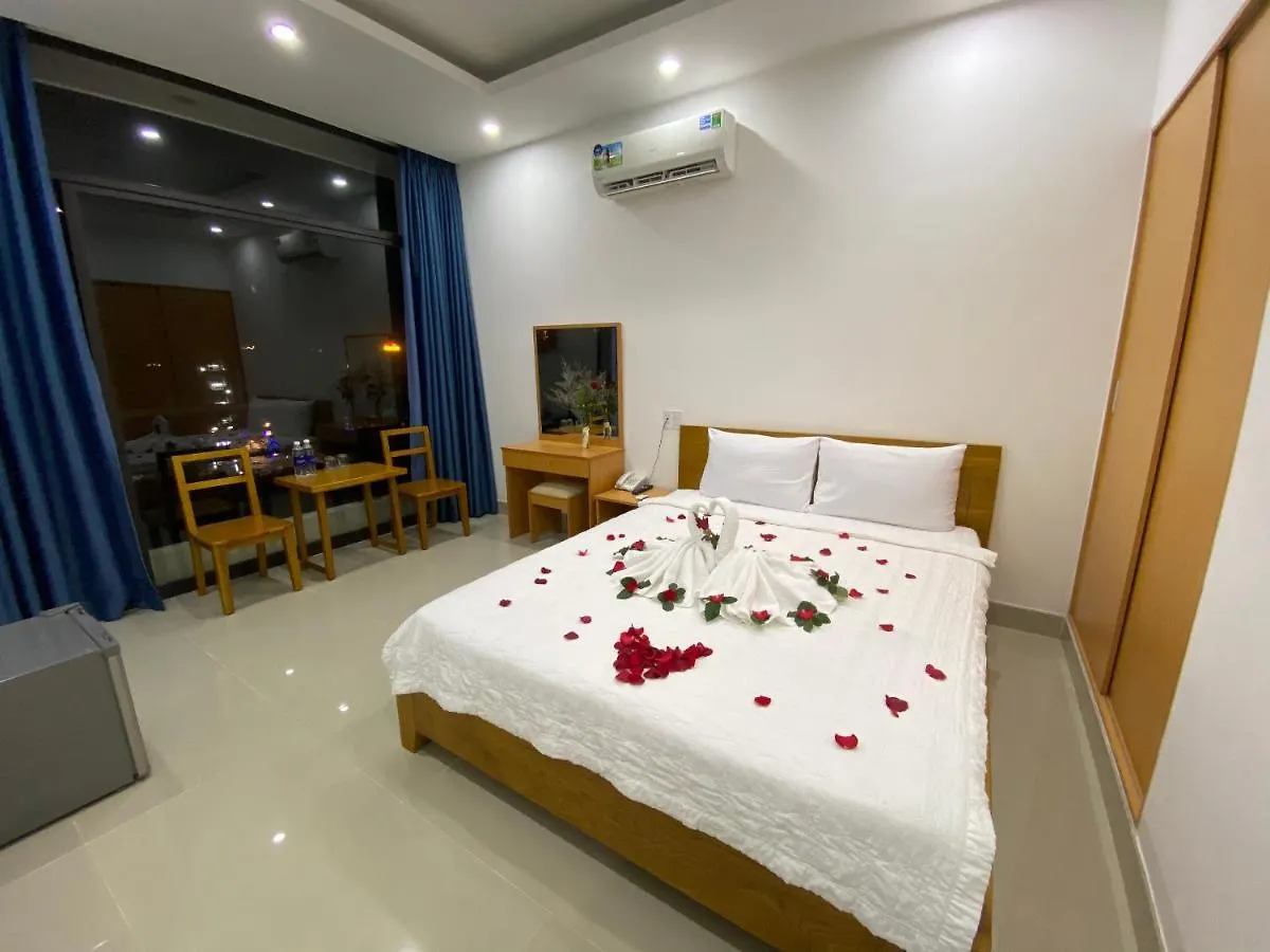 Xuan HòA Hotel Vung Tau 3*,
